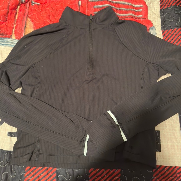 Lululemon reflective crop zip up ! - Picture 2 of 6